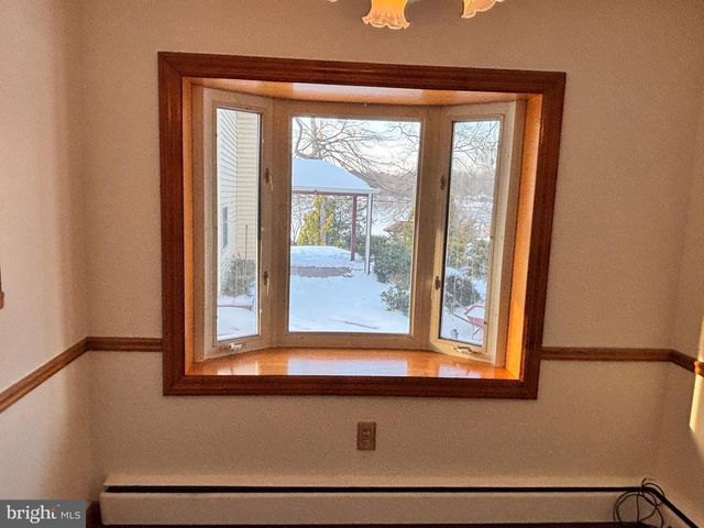 7686 BRIAR LN, Pasadena, MD 21122