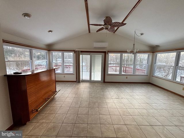 7686 BRIAR LN, Pasadena, MD 21122