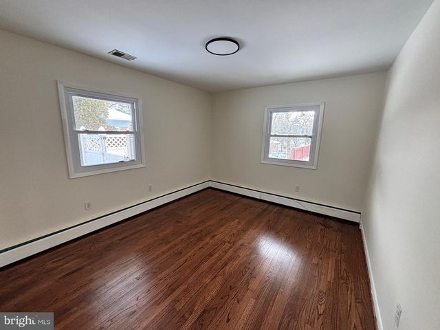 7686 BRIAR LN, Pasadena, MD 21122