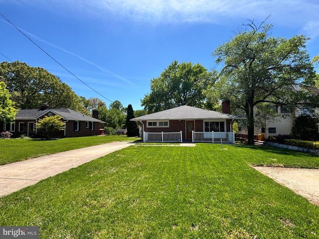 7686 BRIAR LN, Pasadena, MD 21122