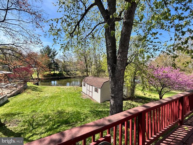 7686 BRIAR LN, Pasadena, MD 21122