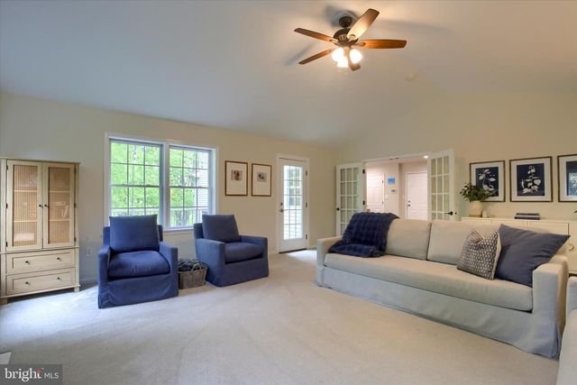 6319 VALLEYBROOK DR, Mechanicsburg, PA 17050