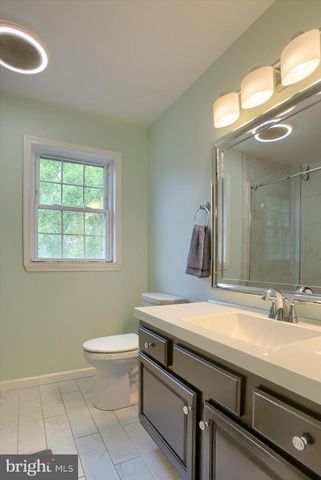6319 VALLEYBROOK DR, Mechanicsburg, PA 17050