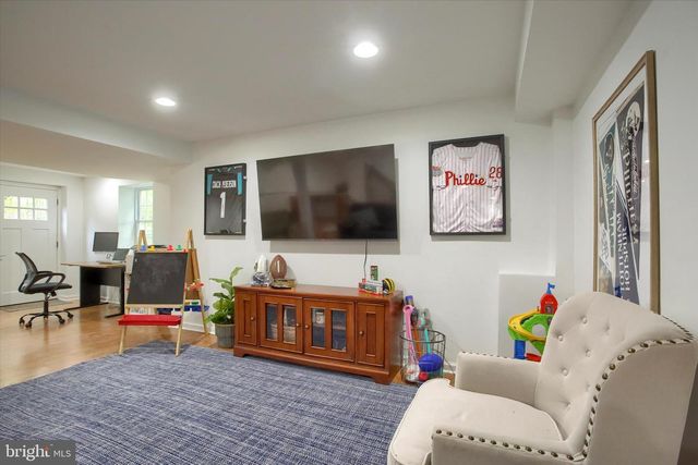 6319 VALLEYBROOK DR, Mechanicsburg, PA 17050