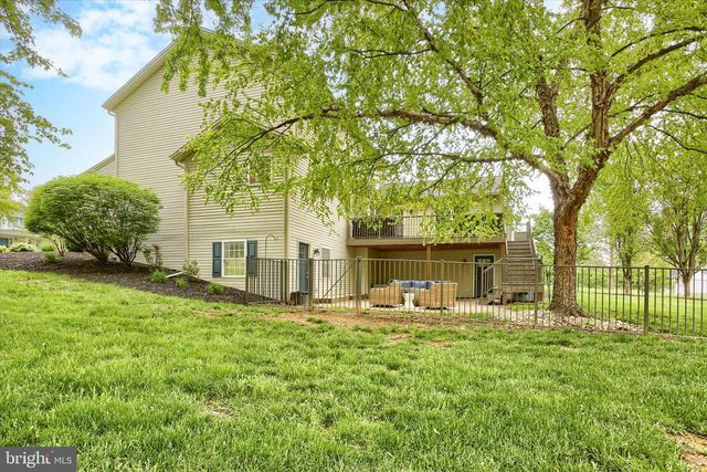 6319 VALLEYBROOK DR, Mechanicsburg, PA 17050