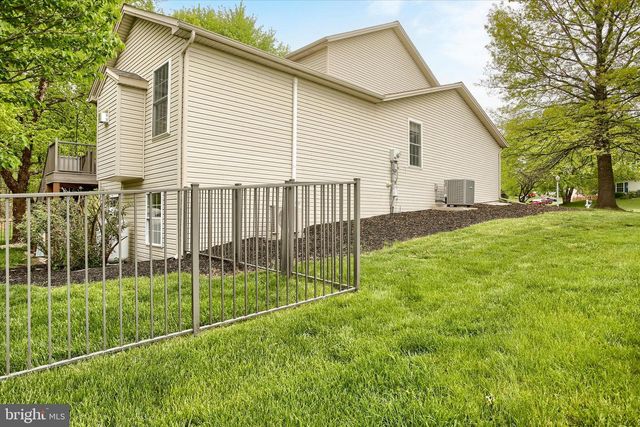 6319 VALLEYBROOK DR, Mechanicsburg, PA 17050