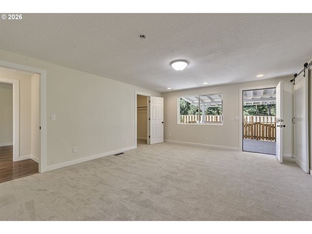 67 Sw 212TH Ave, Beaverton, OR 97006