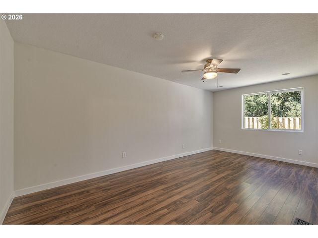 67 Sw 212TH Ave, Beaverton, OR 97006