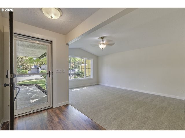 67 Sw 212TH Ave, Beaverton, OR 97006