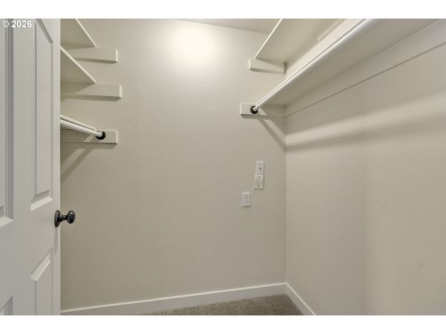 67 Sw 212TH Ave, Beaverton, OR 97006