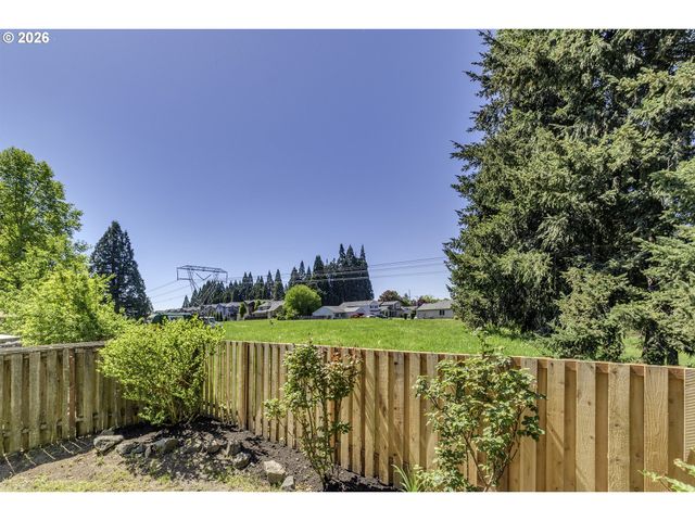 67 Sw 212TH Ave, Beaverton, OR 97006