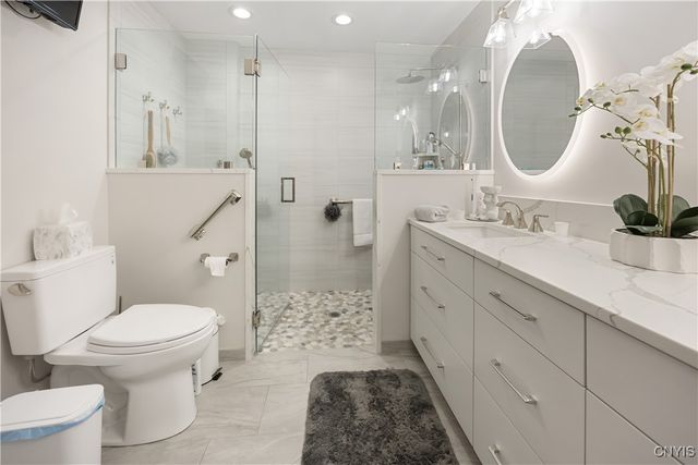 6121 Royal Birkdale, Dewitt, NY 13078