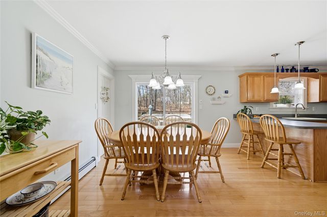 4 Doral Lane, Yaphank, NY 11980