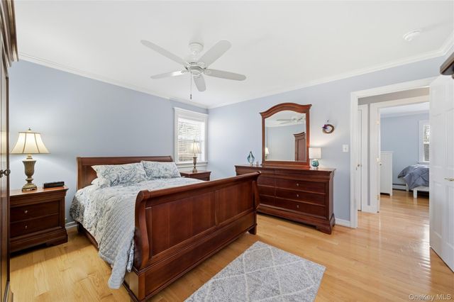 4 Doral Lane, Yaphank, NY 11980