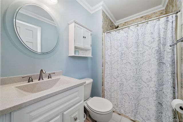 4 Doral Lane, Yaphank, NY 11980