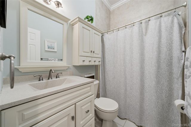 4 Doral Lane, Yaphank, NY 11980