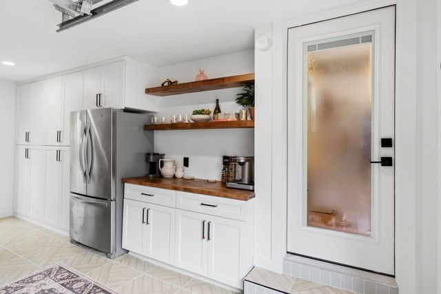 1106 Mission RDG B, Austin, TX 78704