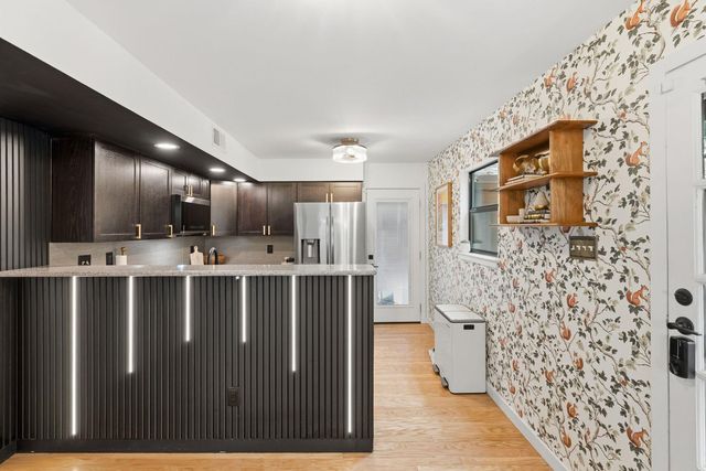 1106 Mission RDG B, Austin, TX 78704