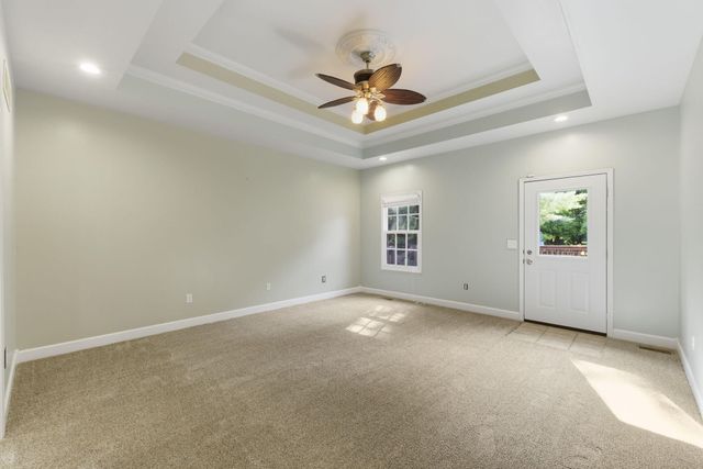4190 N Castle Oaks Boulevard, Strafford, MO 65757