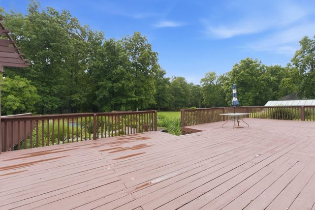 4190 N Castle Oaks Boulevard, Strafford, MO 65757