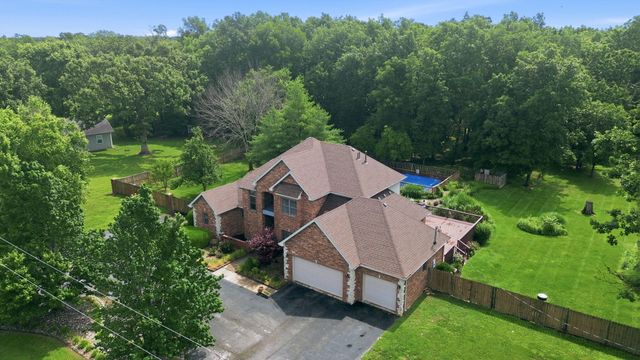 4190 N Castle Oaks Boulevard, Strafford, MO 65757