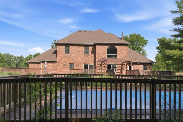 4190 N Castle Oaks Boulevard, Strafford, MO 65757