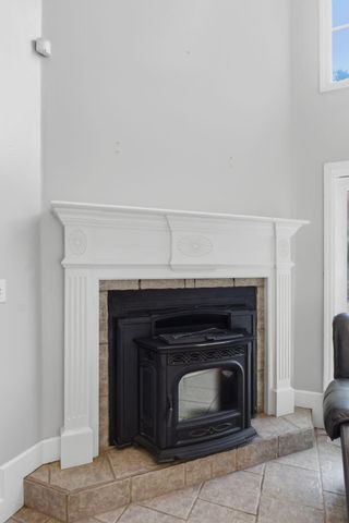 4190 N Castle Oaks Boulevard, Strafford, MO 65757