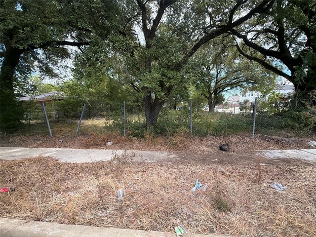 7355 Jutland Road, Houston, TX 77033