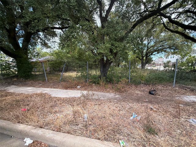7355 Jutland Road, Houston, TX 77033