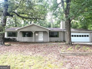 3034 Fireside Drive, Snellville, GA 30078