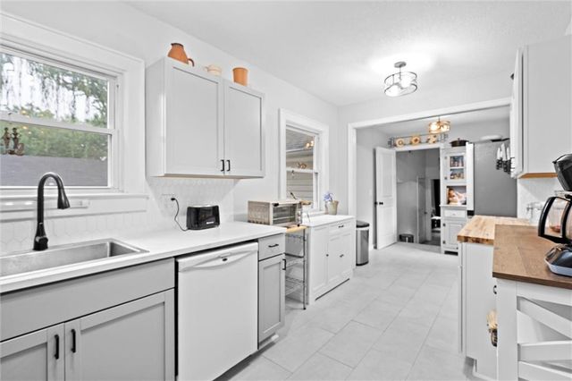 2718 Windsor Avenue, Independence, MO 64052