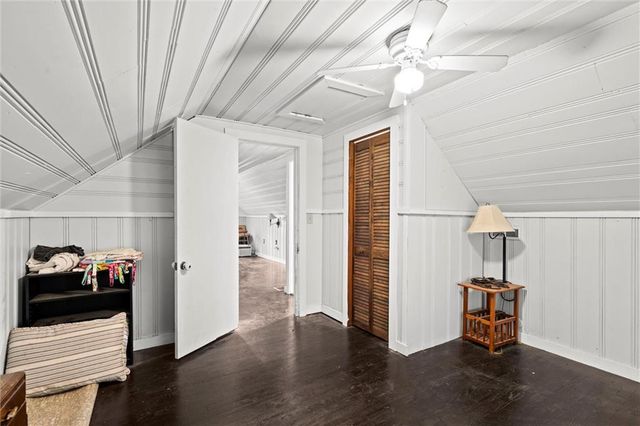 2718 Windsor Avenue, Independence, MO 64052