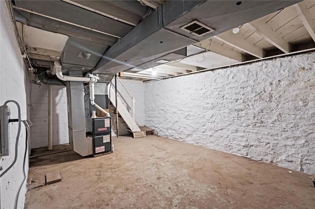 2718 Windsor Avenue, Independence, MO 64052