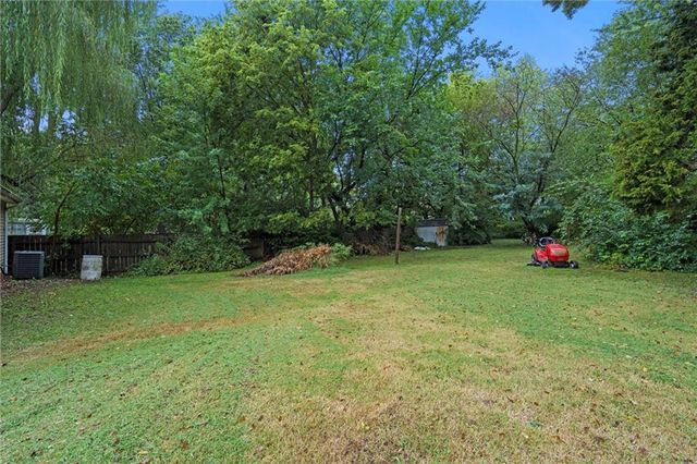 2718 Windsor Avenue, Independence, MO 64052