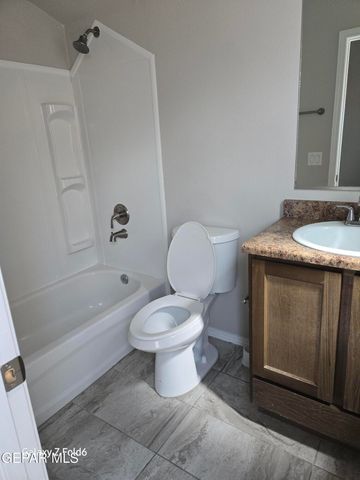 476 SPC Isaac Trujillo Drive B, Socorro, TX 79927