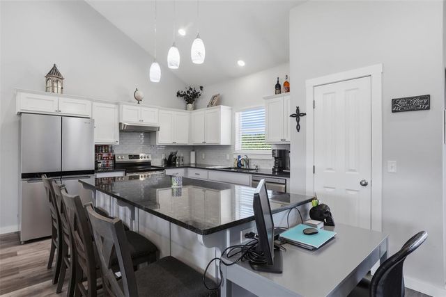 12703 Fox Pass Road, Edmond, OK 73034