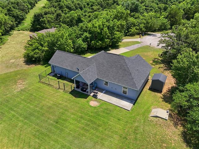 12703 Fox Pass Road, Edmond, OK 73034