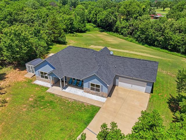 12703 Fox Pass Road, Edmond, OK 73034