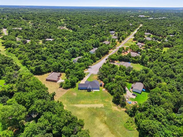 12703 Fox Pass Road, Edmond, OK 73034