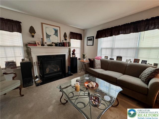 4115 Bunker Hill Drive South, Upper Saucon Twp, PA 18036