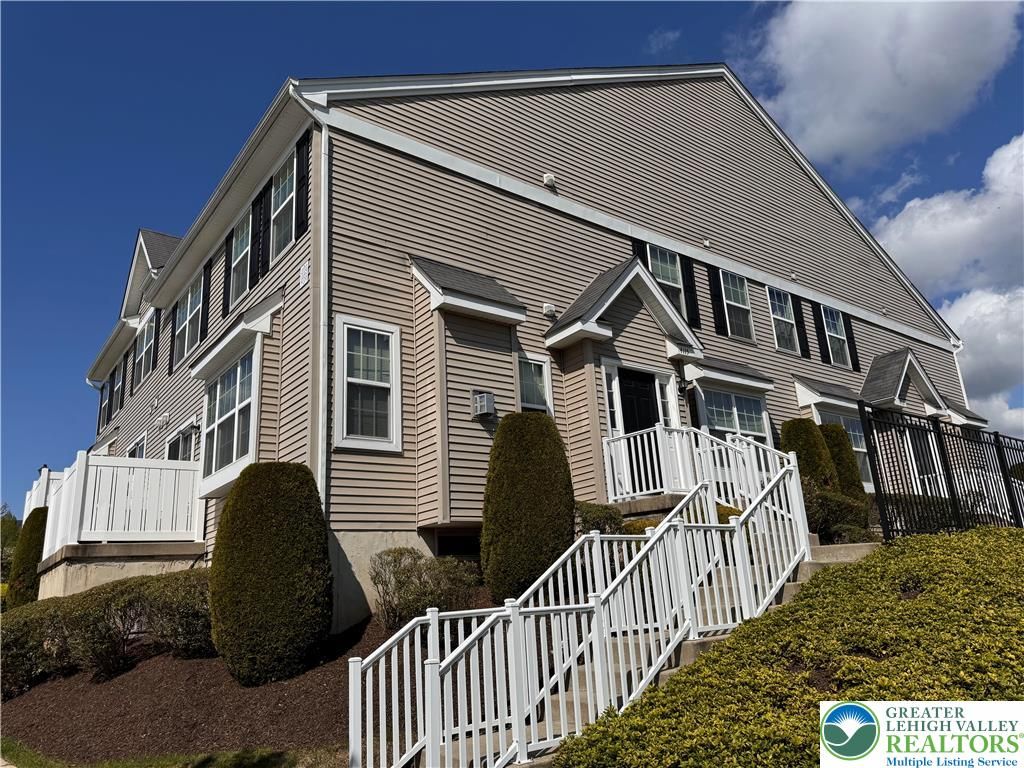4115 Bunker Hill Drive South, Upper Saucon Twp, PA 18036