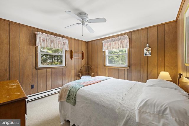 2306 CENTRAL AVE, Barnegat Light, NJ 08006