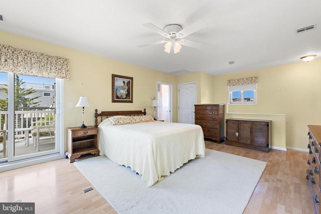 2306 CENTRAL AVE, Barnegat Light, NJ 08006
