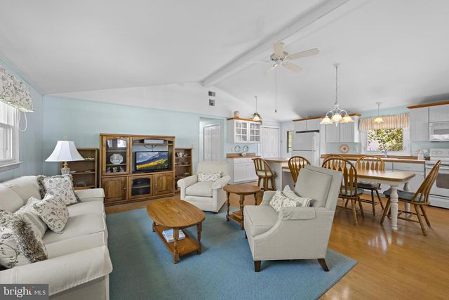 2306 CENTRAL AVE, Barnegat Light, NJ 08006