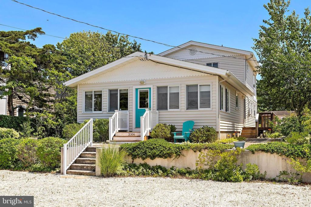 2306 CENTRAL AVE, Barnegat Light, NJ 08006