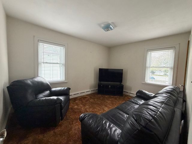 366 Conduit St, New Bedford, MA 02745