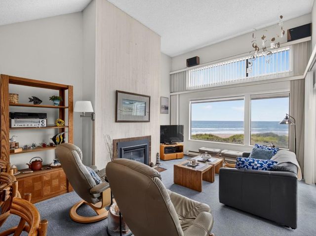 101 Shell Drive 136, La Selva Beach, CA 95076