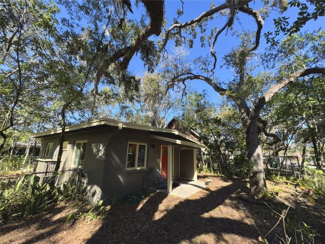 7902 N KLONDYKE STREET 2, Tampa, FL 33604