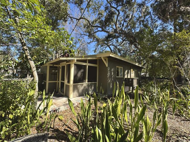 7902 N KLONDYKE STREET 2, Tampa, FL 33604