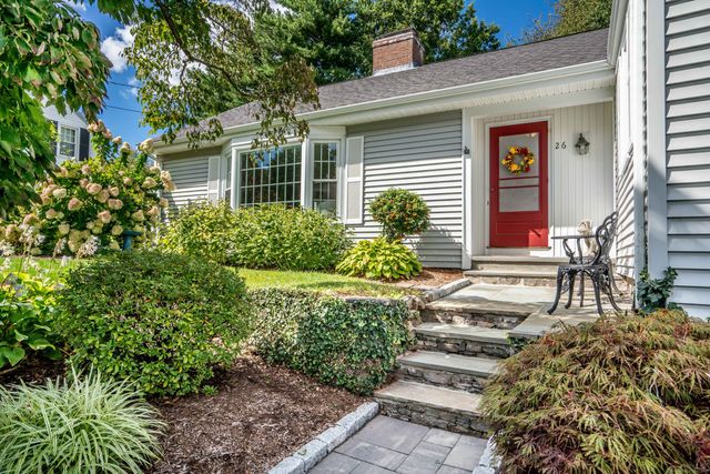 26 Pheasant Hill Drive, West Hartford, CT 06107